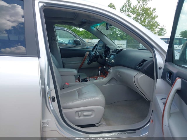 2010 Toyota Highlander Limited V6 მანქანა იყიდება აუქციონზე, vin: 5TDYK3EH5AS017193, აუქციონის ნომერი: 45233171