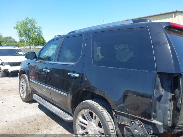 45233185 :رقم المزاد ، 1GYS4BEF4BR133035 vin ، 2011 Cadillac Escalade Luxury مزاد بيع