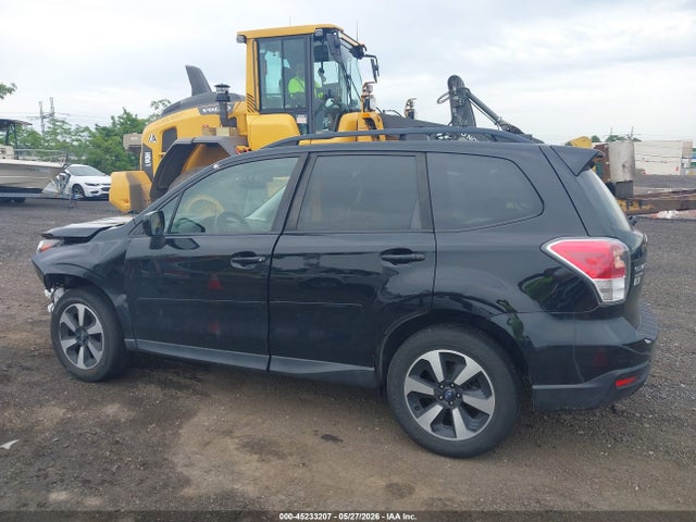 2017 Subaru Forester 2.5i Premium მანქანა იყიდება აუქციონზე, vin: JF2SJAEC1HH578072, აუქციონის ნომერი: 45233207