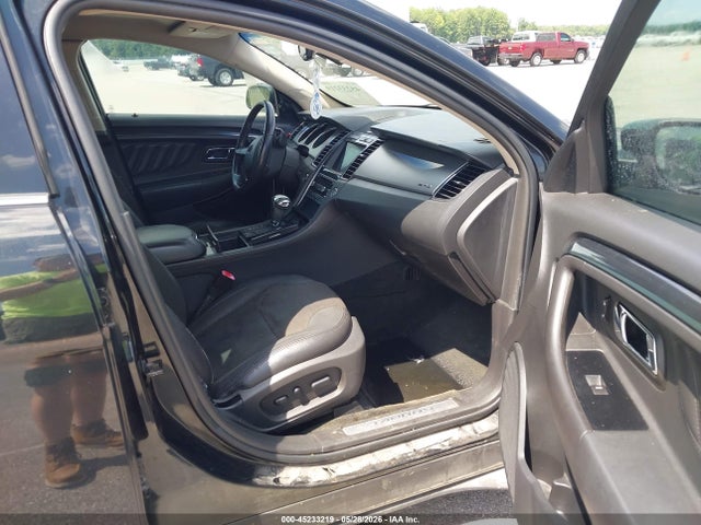 45233219 :رقم المزاد ، 1FAHP2KTXBG177639 vin ، 2011 Ford Taurus Sho مزاد بيع