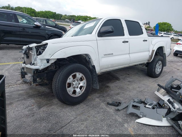 Продаж на аукціоні авто 2015 Toyota Tacoma Prerunner, vin: 5TFJX4GN1FX044100, номер лоту: 45233218