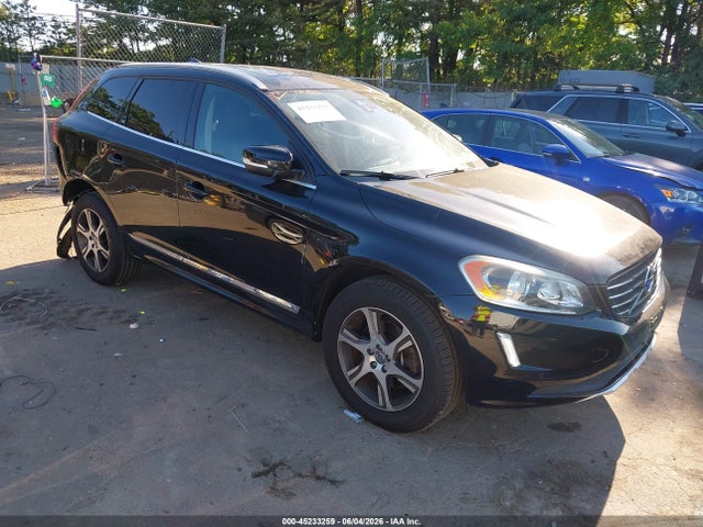 45233259 :رقم المزاد ، YV4902RK6F2664496 vin ، 2015 Volvo Xc60 T6 مزاد بيع