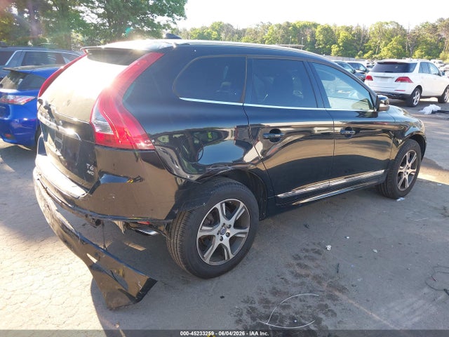 45233259 :رقم المزاد ، YV4902RK6F2664496 vin ، 2015 Volvo Xc60 T6 مزاد بيع