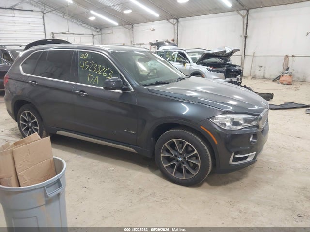 Продажа на аукционе авто 2017 Bmw X5 Xdrive35i, vin: 5UXKR0C51H0V65762, номер лота: 45233263