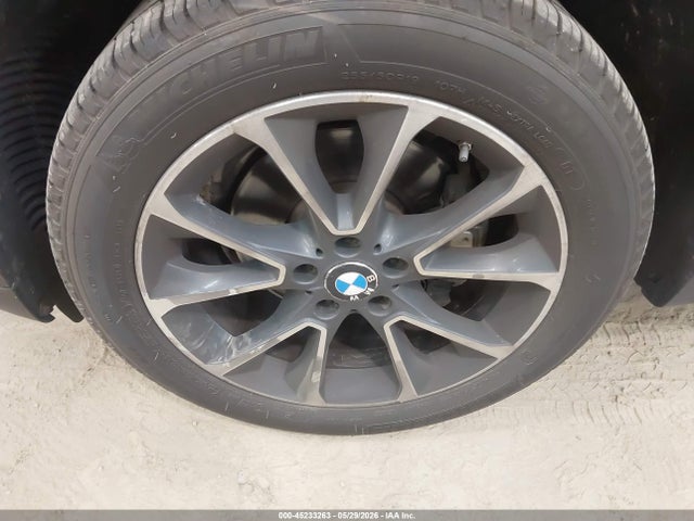 Продажа на аукционе авто 2017 Bmw X5 Xdrive35i, vin: 5UXKR0C51H0V65762, номер лота: 45233263