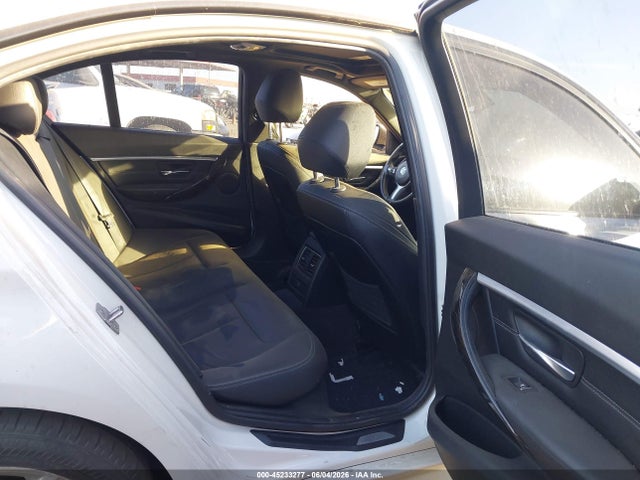WBA8E9G52GNT85582 BMW 328I