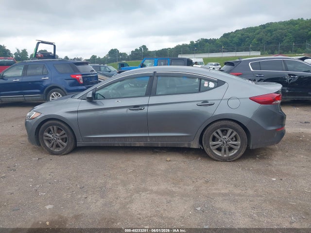 Продаж на аукціоні авто 2018 Hyundai Elantra Sel, vin: 5NPD84LF9JH301209, номер лоту: 45233281