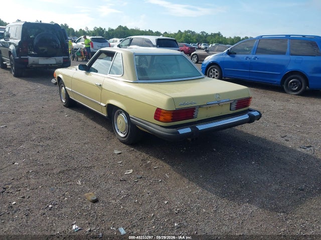 45233297 :رقم المزاد ، 10704412020760 vin ، 1974 Mercedes-benz Sl Convertible مزاد بيع