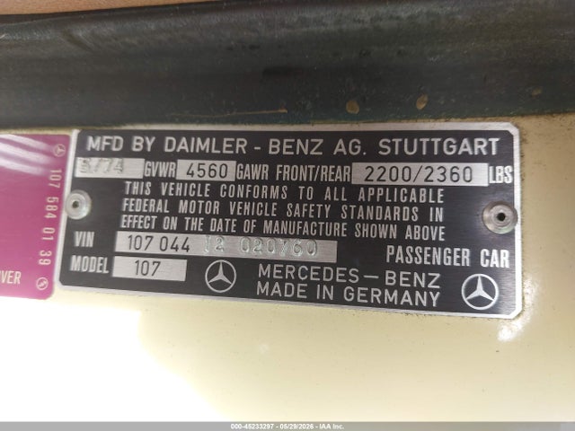 45233297 :رقم المزاد ، 10704412020760 vin ، 1974 Mercedes-benz Sl Convertible مزاد بيع