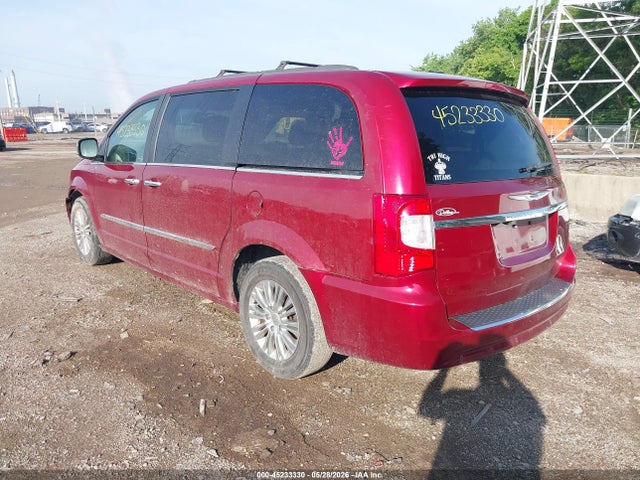 2015 Chrysler Town & Country Touring-l მანქანა იყიდება აუქციონზე, vin: 2C4RC1CG9FR525652, აუქციონის ნომერი: 45233330