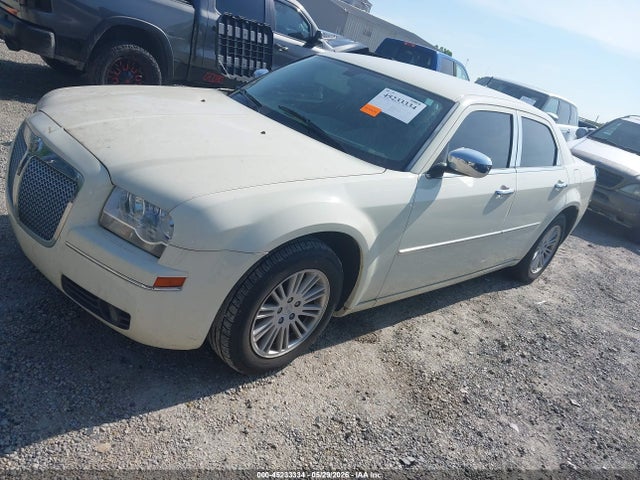 2008 Chrysler 300 Touring მანქანა იყიდება აუქციონზე, vin: 2C3KA53G58H284569, აუქციონის ნომერი: 45233334