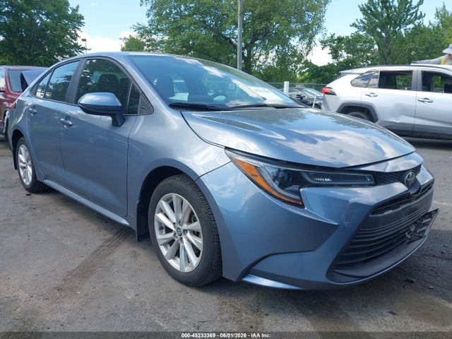 Toyota COROLLA LE 2025 5YFB4MDE6SP232251 Image 1