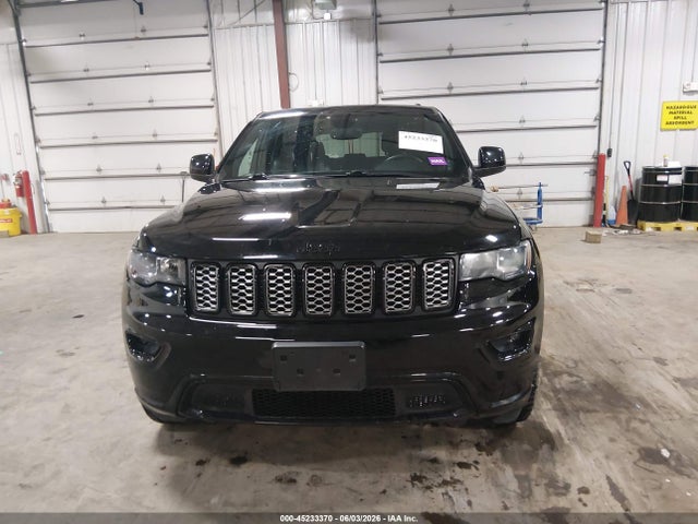 45233370 :رقم المزاد ، 1C4RJFAG1JC203868 vin ، 2018 Jeep Grand Cherokee Altitude 4x4 مزاد بيع