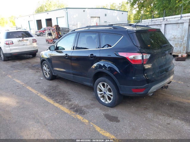45233392 :رقم المزاد ، 1FMCU9GD3JUD24161 vin ، 2018 Ford Escape Se مزاد بيع