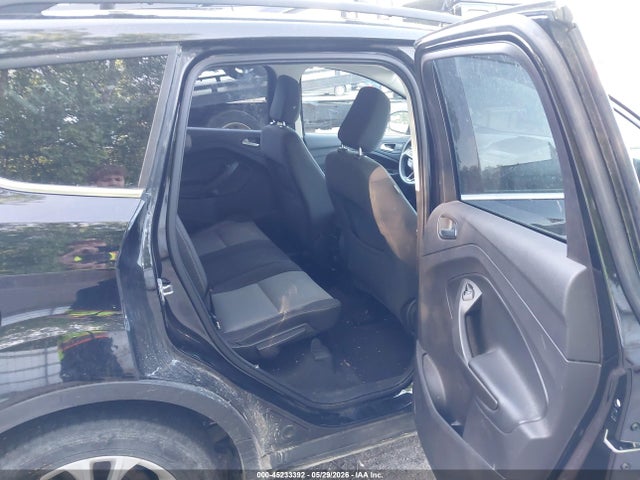 45233392 :رقم المزاد ، 1FMCU9GD3JUD24161 vin ، 2018 Ford Escape Se مزاد بيع