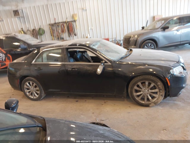 Aukcja sprzedaży 2017 Chrysler 300c Awd, vin: 2C3CCAKG3HH622169, numer aukcji: 45233413