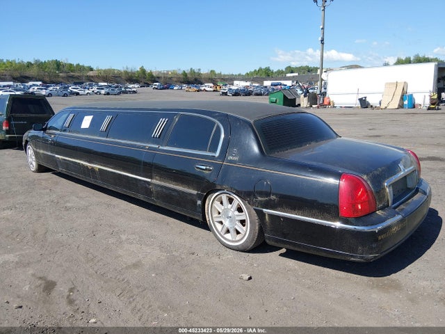 Продажа на аукционе авто 2007 Lincoln Town Car Executive, vin: 1L1FM88W97Y639007, номер лота: 45233423