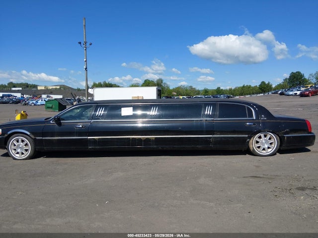 Продажа на аукционе авто 2007 Lincoln Town Car Executive, vin: 1L1FM88W97Y639007, номер лота: 45233423