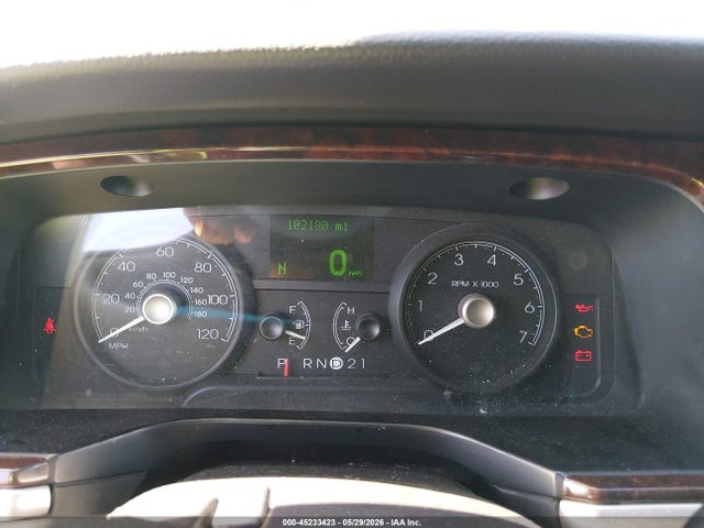 Продажа на аукционе авто 2007 Lincoln Town Car Executive, vin: 1L1FM88W97Y639007, номер лота: 45233423