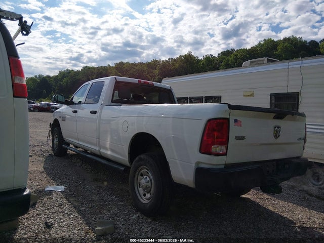 45233444 :رقم المزاد ، 3C6UR5HJ0FG558296 vin ، 2015 Ram 2500 Tradesman مزاد بيع