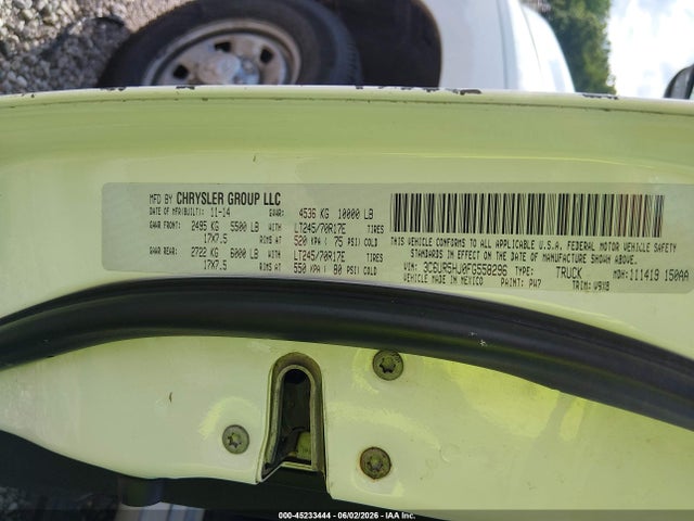 45233444 :رقم المزاد ، 3C6UR5HJ0FG558296 vin ، 2015 Ram 2500 Tradesman مزاد بيع