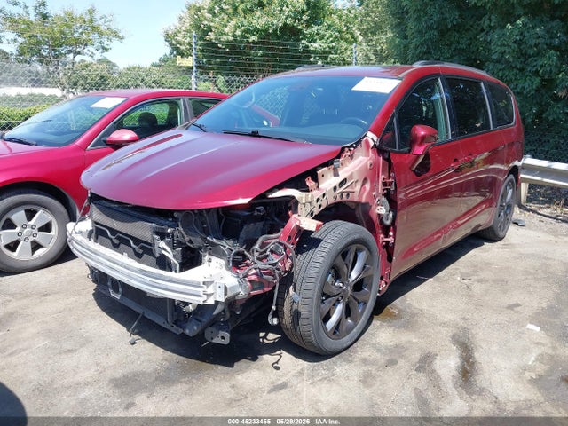 Продажа на аукционе авто 2019 Chrysler Pacifica Touring L Plus, vin: 2C4RC1EG7KR540237, номер лота: 45233455