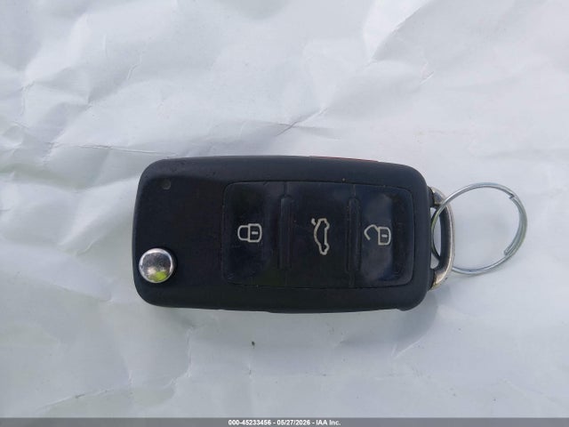 2015 Volkswagen Jetta Hybrid Sel Premium მანქანა იყიდება აუქციონზე, vin: 3VW637AJ4FM408375, აუქციონის ნომერი: 45233456