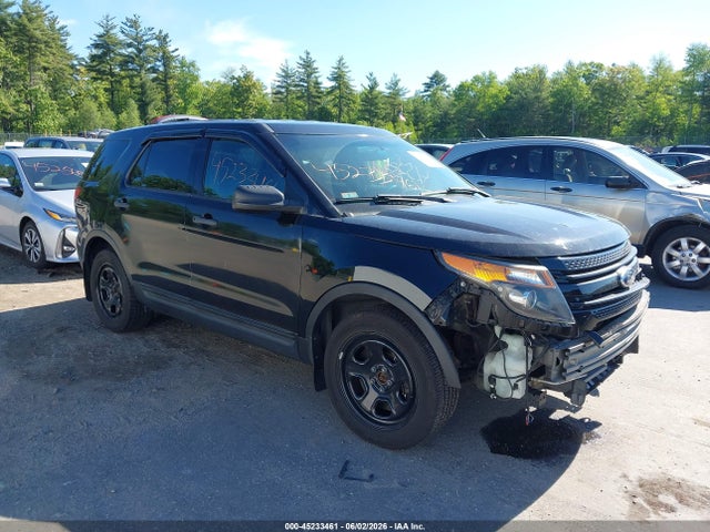 Ford Utility Police Interceptor 2015 1FM5K8AR8FGA46246 Image 1