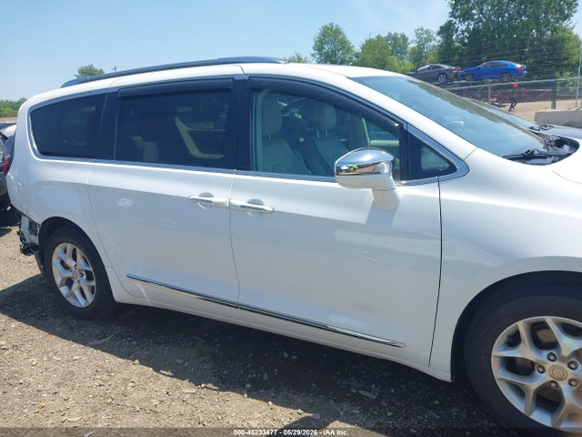 Продаж на аукціоні авто 2020 Chrysler Pacifica Limited, vin: 2C4RC1GG7LR176061, номер лоту: 45233477