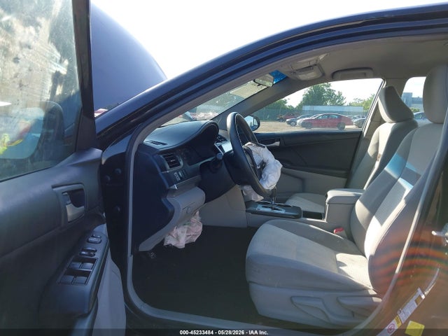 45233484 :رقم المزاد ، 4T1BF1FK8CU513284 vin ، 2012 Toyota Camry L مزاد بيع