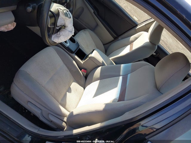 45233484 :رقم المزاد ، 4T1BF1FK8CU513284 vin ، 2012 Toyota Camry L مزاد بيع