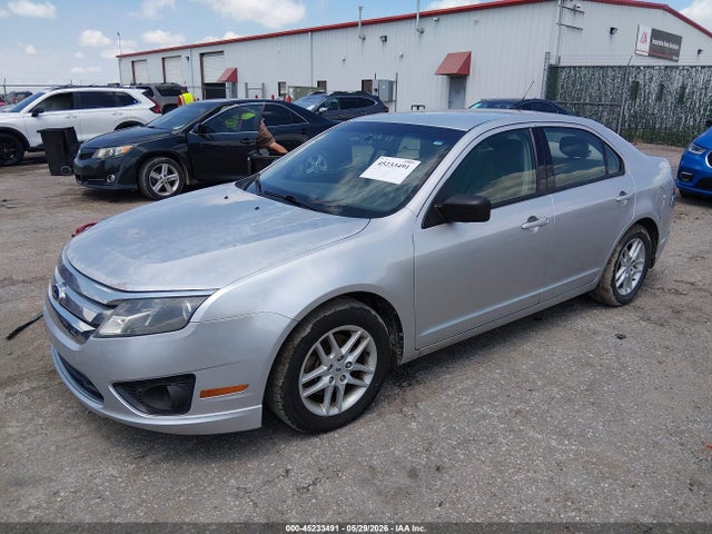 45233491 :رقم المزاد ، 3FAHP0GA6CR150699 vin ، 2012 Ford Fusion S مزاد بيع