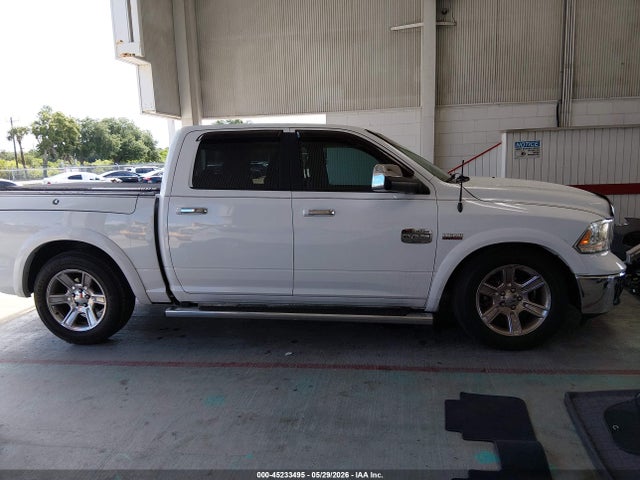 45233495 :رقم المزاد ، 1C6RR7PT7FS586111 vin ، 2015 Ram 1500 Laramie Longhorn مزاد بيع