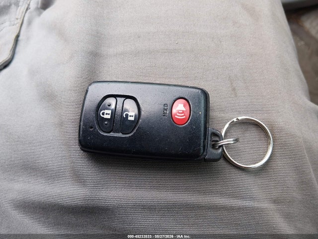 45233533 :رقم المزاد ، JTDKN3DU3A0074099 vin ، 2010 Toyota Prius Iii مزاد بيع