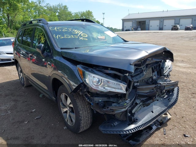 45233540 :رقم المزاد ، 4S4WMAFD4M3444819 vin ، 2021 Subaru Ascent Premium مزاد بيع