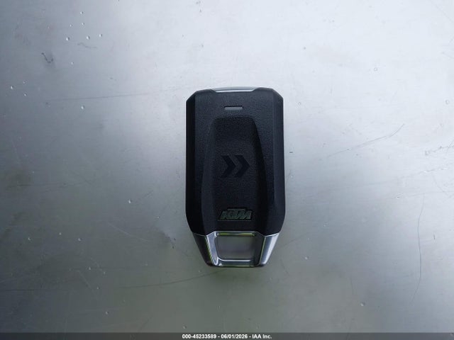 KTM 1290 Super Adventure S 2022 VBKV79404NM960050 Image 11
