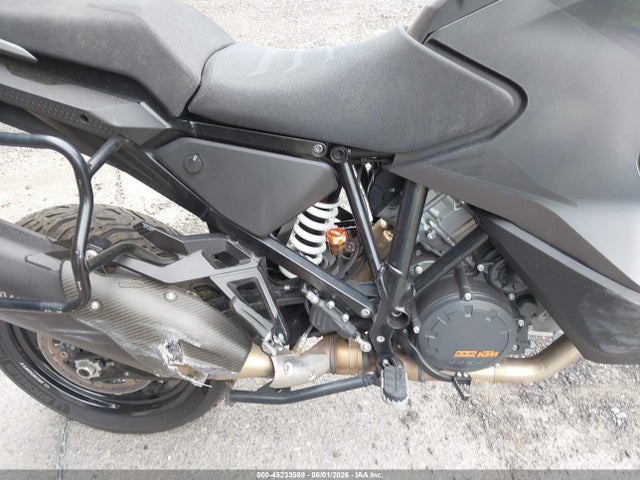 KTM 1290 Super Adventure S 2022 VBKV79404NM960050 Image 8