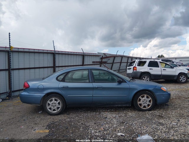 45233604 :رقم المزاد ، 1FAFP53U16A186934 vin ، 2006 Ford Taurus Se مزاد بيع