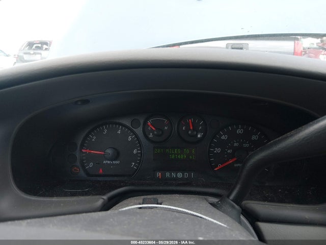 45233604 :رقم المزاد ، 1FAFP53U16A186934 vin ، 2006 Ford Taurus Se مزاد بيع