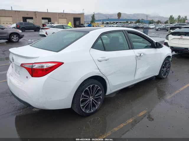 45233639 :رقم المزاد ، 2T1BURHE9FC329439 vin ، 2015 Toyota Corolla S Plus مزاد بيع