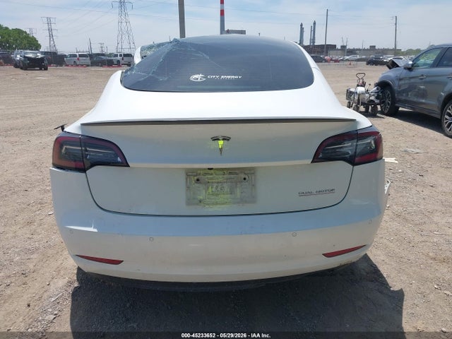 Tesla Model 3 Performance Dual Motor All-wheel Drive 2022 5YJ3E1EC7NF344182 Image 14