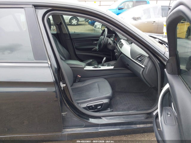 Продаж на аукціоні авто 2013 Bmw 328i Xdrive, vin: WBA3B5C56DF597957, номер лоту: 45233651
