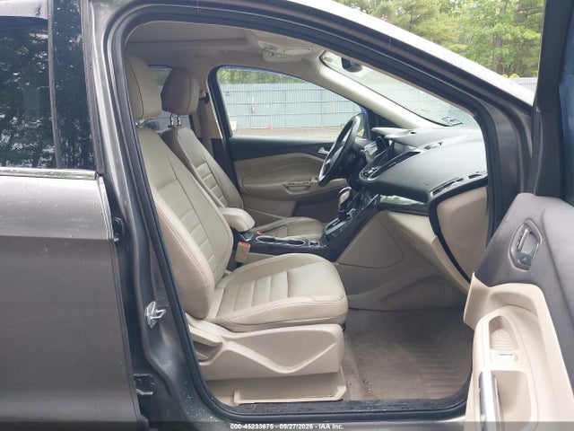 45233675 :رقم المزاد ، 1FMCU9J98EUC14765 vin ، 2014 Ford Escape Titanium مزاد بيع