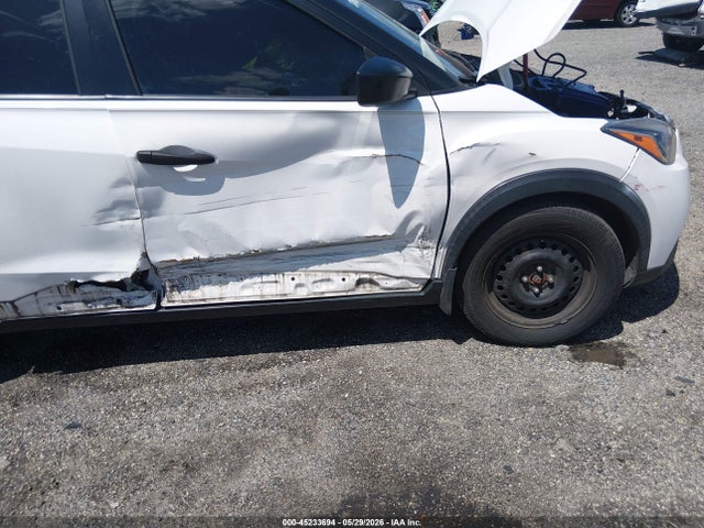 Продажа на аукционе авто 2019 Nissan Kicks S, vin: 3N1CP5CU2KL524831, номер лота: 45233694
