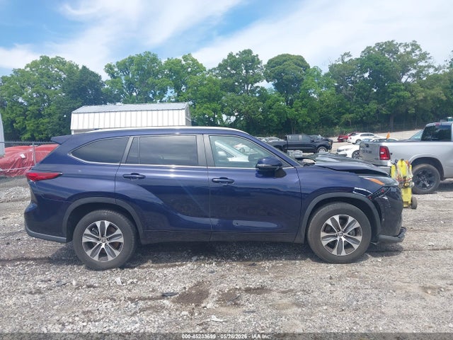 Toyota Highlander Xle 2023 5TDKDRAH1PS010131 Image 13