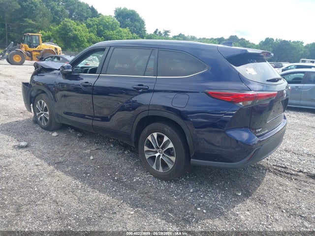 Toyota Highlander Xle 2023 5TDKDRAH1PS010131 Image 3