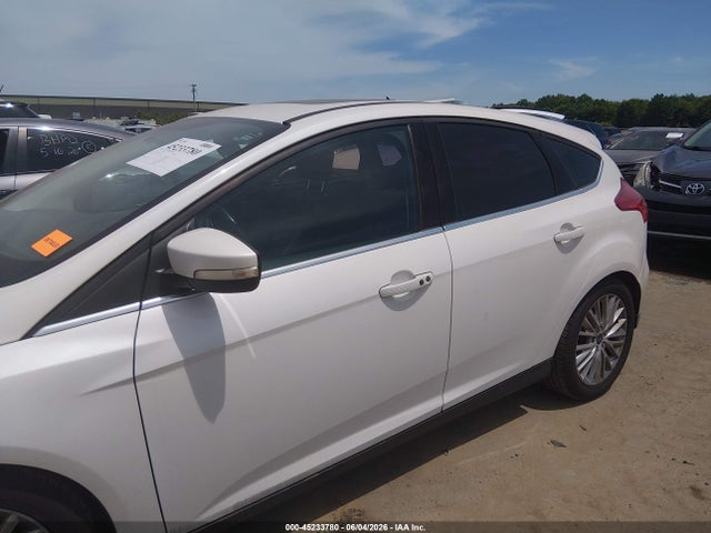 Продаж на аукціоні авто 2016 Ford Focus Titanium, vin: 1FADP3N25GL322494, номер лоту: 45233780