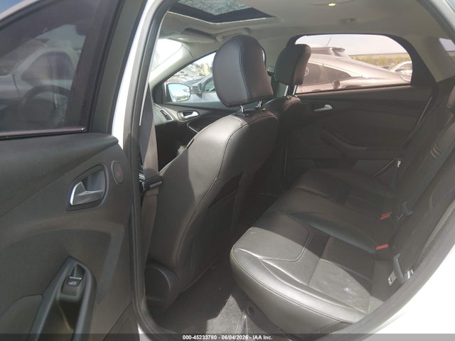 Продаж на аукціоні авто 2016 Ford Focus Titanium, vin: 1FADP3N25GL322494, номер лоту: 45233780