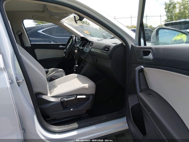 2019 Volkswagen Tiguan 2.0t Se/2.0t Sel/2.0t Sel R-line/2.0t Sel R-line Black მანქანა იყიდება აუქციონზე, vin: 3VV2B7AX5KM068870, აუქციონის ნომერი: 45233823