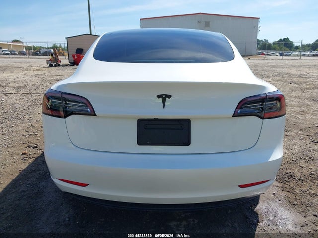Tesla Model 3 Rear-wheel Drive 2023 5YJ3E1EA0PF563194 Image 16